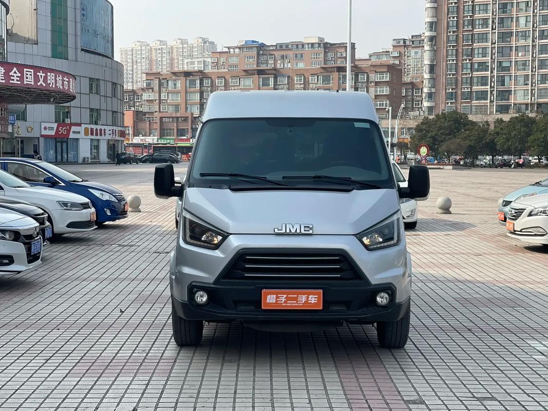 江铃特顺尺寸是多少(江铃特顺宽度)