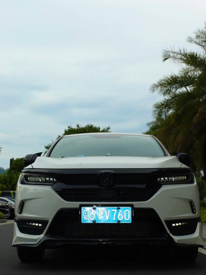 本田皓影的图片/本田皓影图片白色