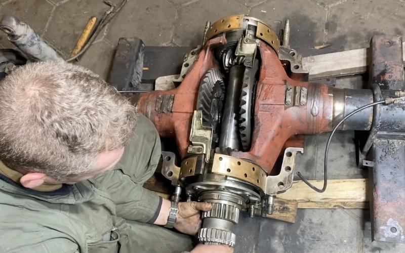 汽车后桥的作用 汽车后桥是啥