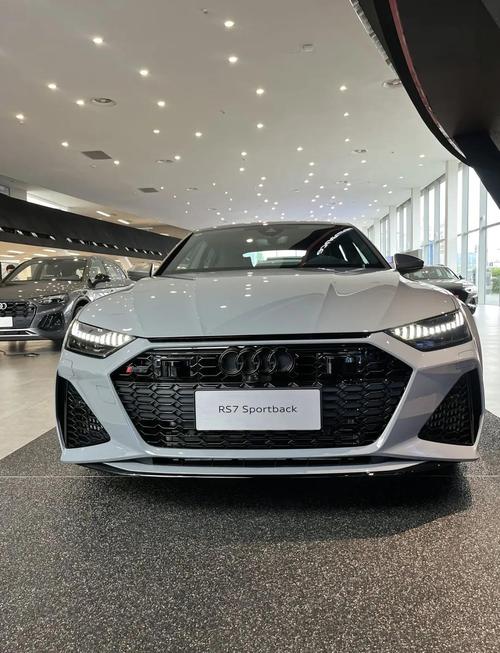 奥迪rs7多长,奥迪rs7 30t