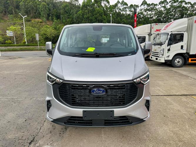 江铃福特新全顺2022 江铃福特新全顺短轴低顶