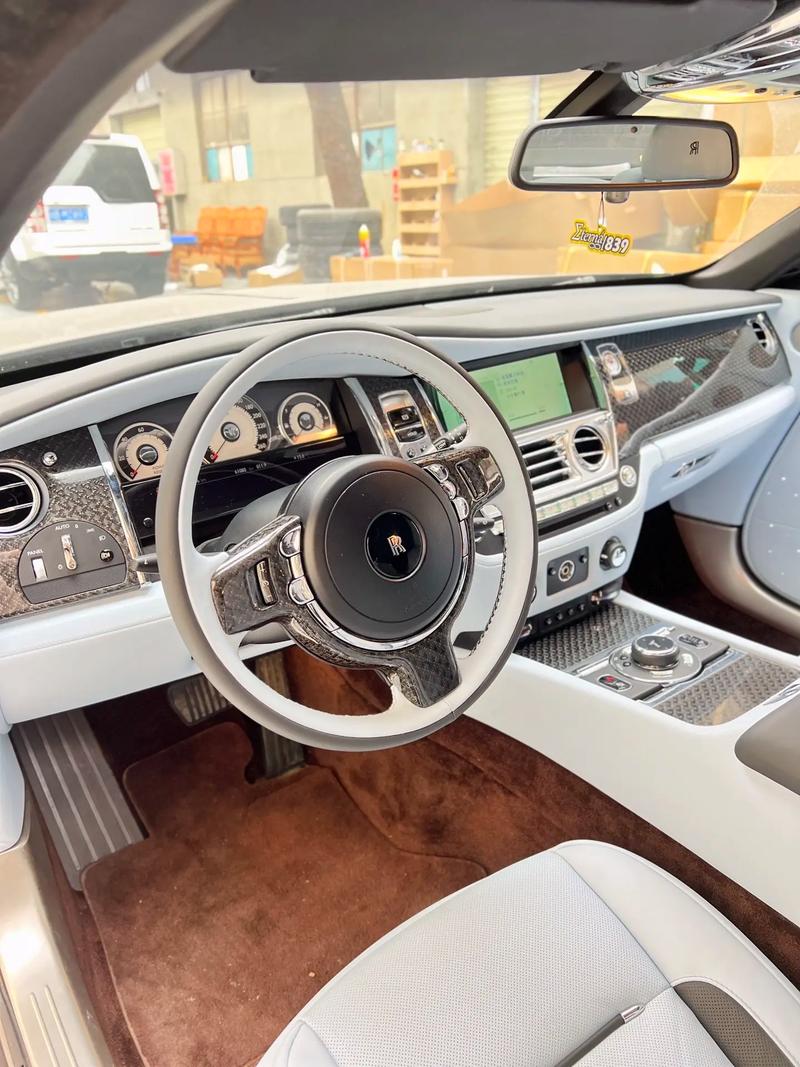 劳斯莱斯轿车图片大全大图,劳斯莱斯图片内饰图片