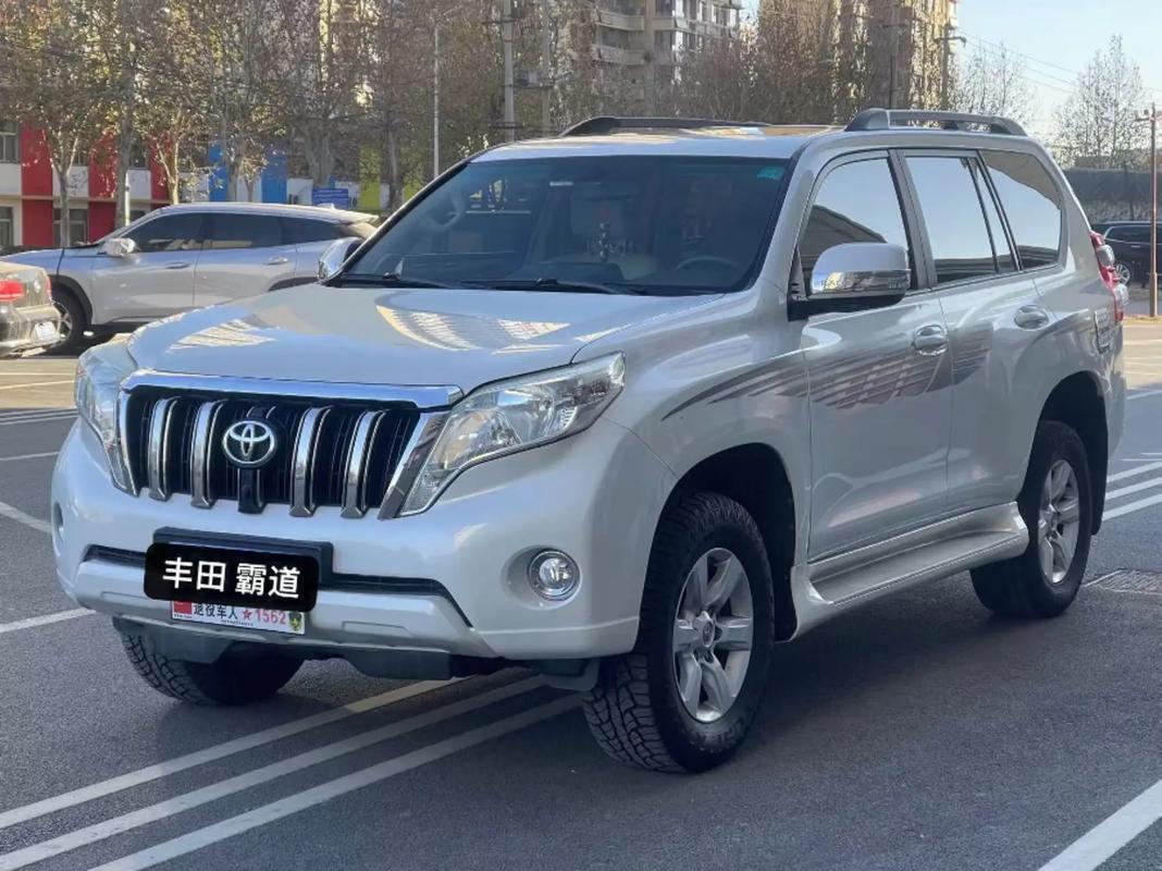 2017款霸道2700中规版(2017年霸道2700)