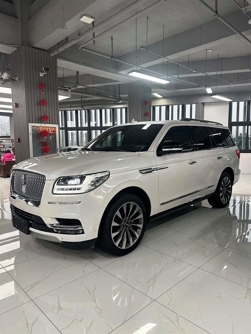 林肯领航员高配多少钱,林肯领航员现在多少钱一台