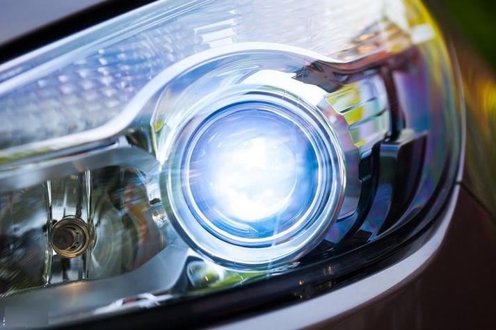 氙气灯的毒性有多强(氙气灯最建议买多少瓦)