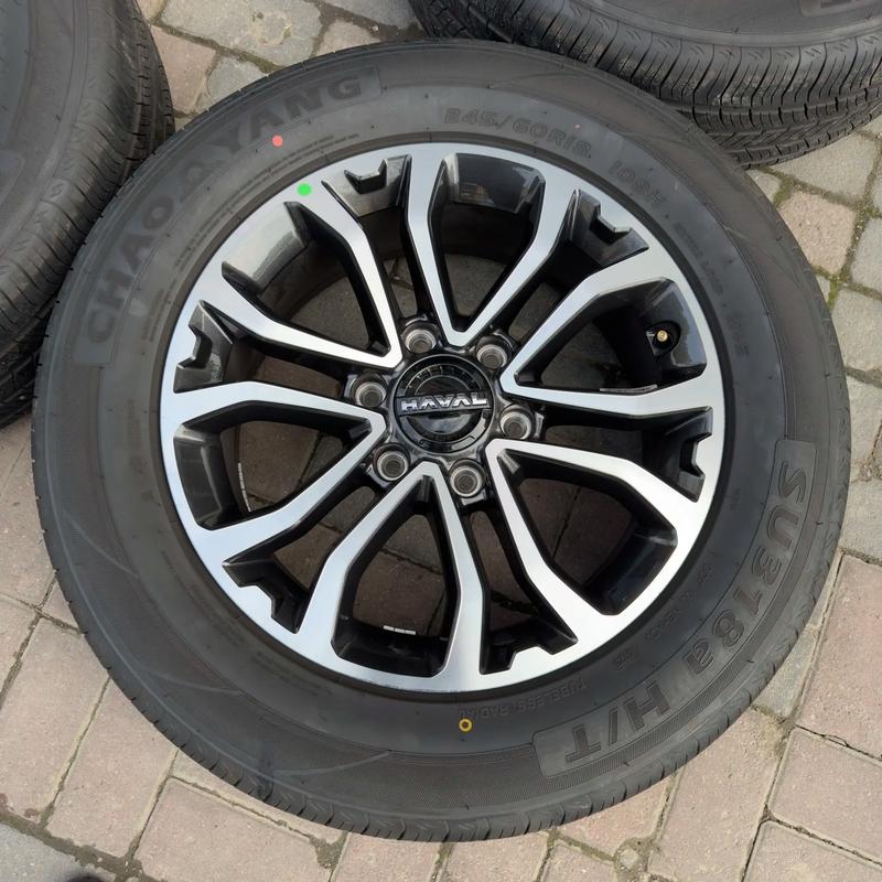 哈弗h8轮胎多少钱 哈弗h8轮毂参数