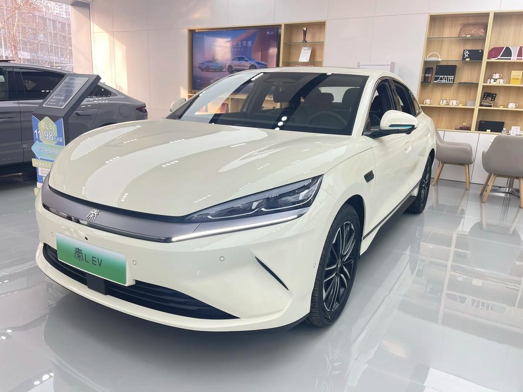 比亚迪2万一3万新车自动挡 比亚迪2万一3万新车自动挡怎么样