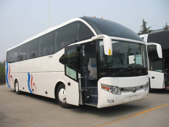 大巴车图片真实照片 大巴车图片真实照片大全