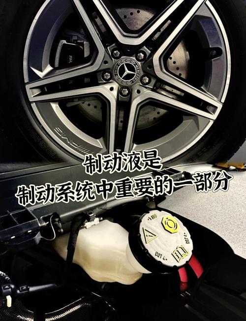 奔驰刹车片多久换一次,奔驰的刹车多久换