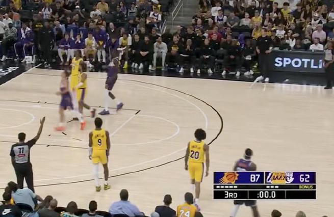 湖人惨败太阳26分 湖人对战太阳g6