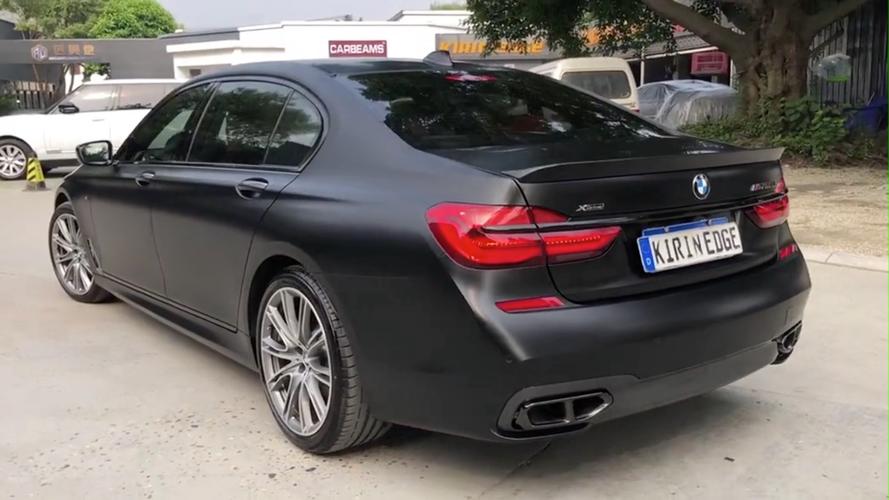 宝马760磨砂黑图片(宝马740磨砂黑图片)