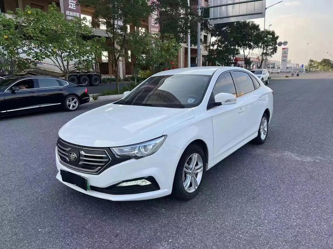 奔腾b30ev纯电动(奔腾b30ev纯电动蒸发箱总程)