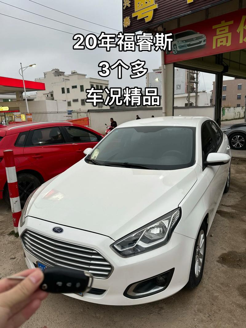 【福特福睿斯2019款报价及图片,福特福睿斯2020款图片报价】