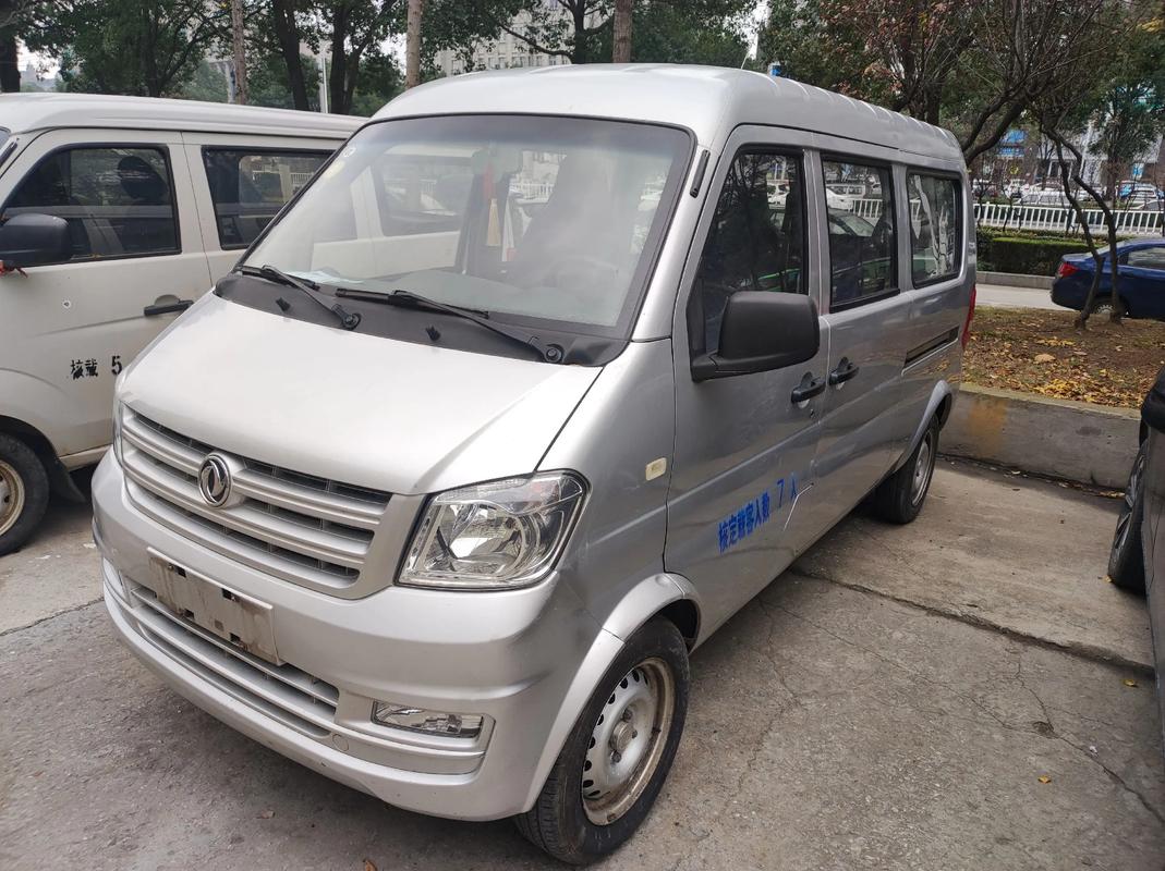 东方面包车图片大全 东方小康面包车怎么样