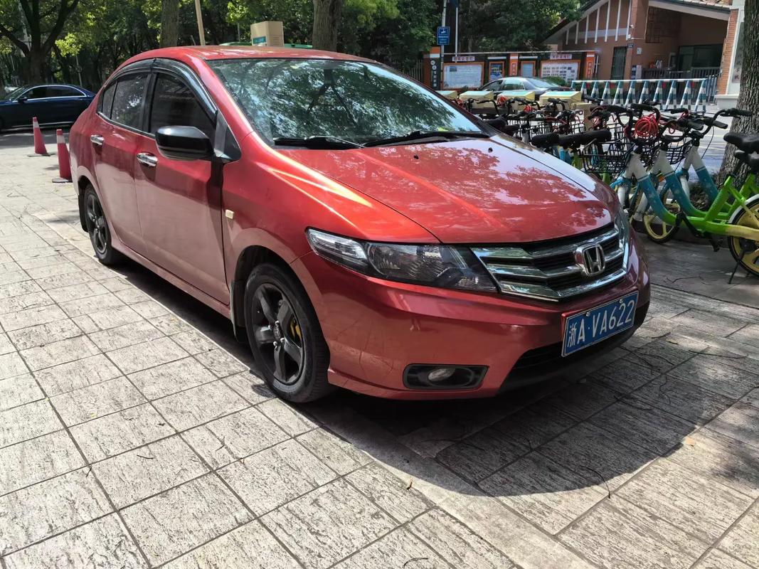 本田锋范二手车价格/本田凌派14年二手车多少钱