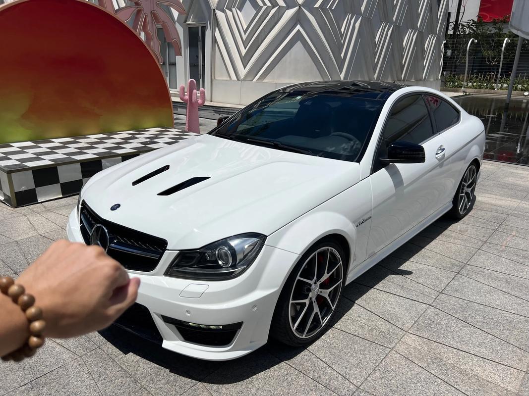 奔驰c63二手能不能入手,奔驰c63二手能不能入手呢