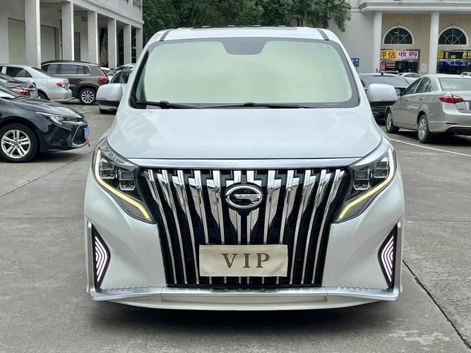 广汽传祺商务车7座gm8配置 广汽传祺商务车7座gm8高配